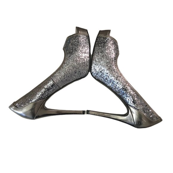 GUESS Women's Glitter Sequin Peep Toe Heel Pump Size 8 Silver - Picture 8 of 9